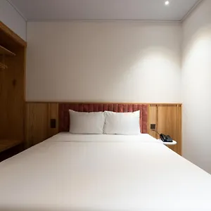 haven-hut-riverside.hotelsvungtau.com/