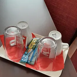 https://hotel-arena-prague.praguehotelsweb.com